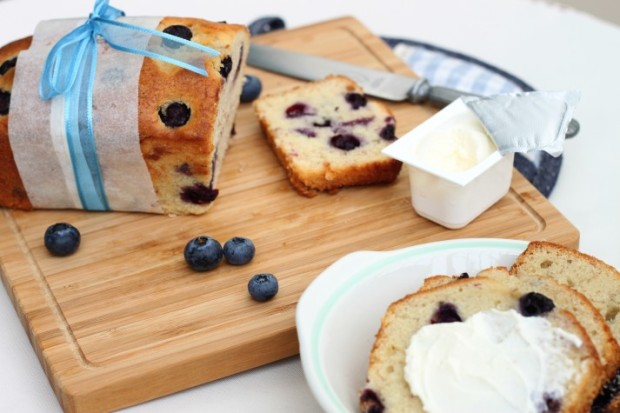 Blueberry Banana Buttermilk Bread served with cream cheese spread! Breakfast!